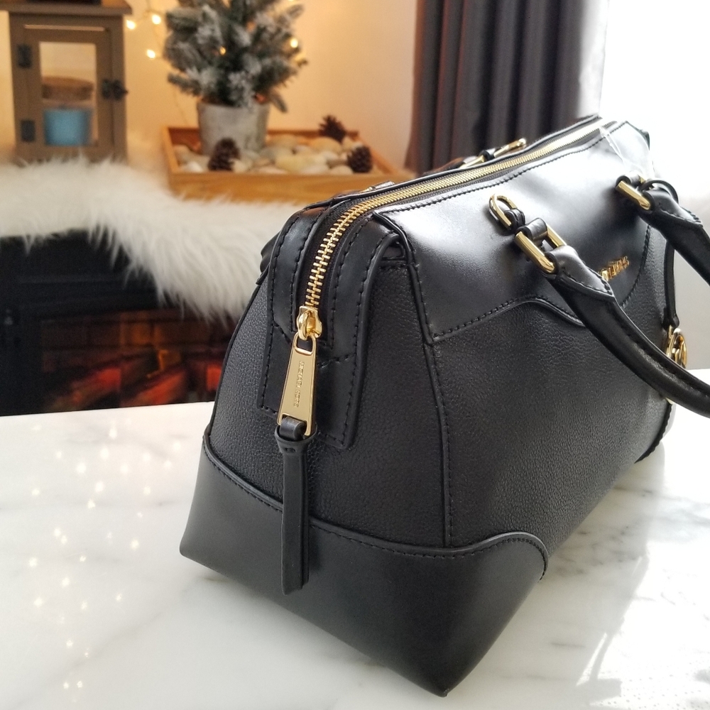 🚫SOLD🚫 Michael Kors Maya Small Leather Satchel - Picture 4 of 8